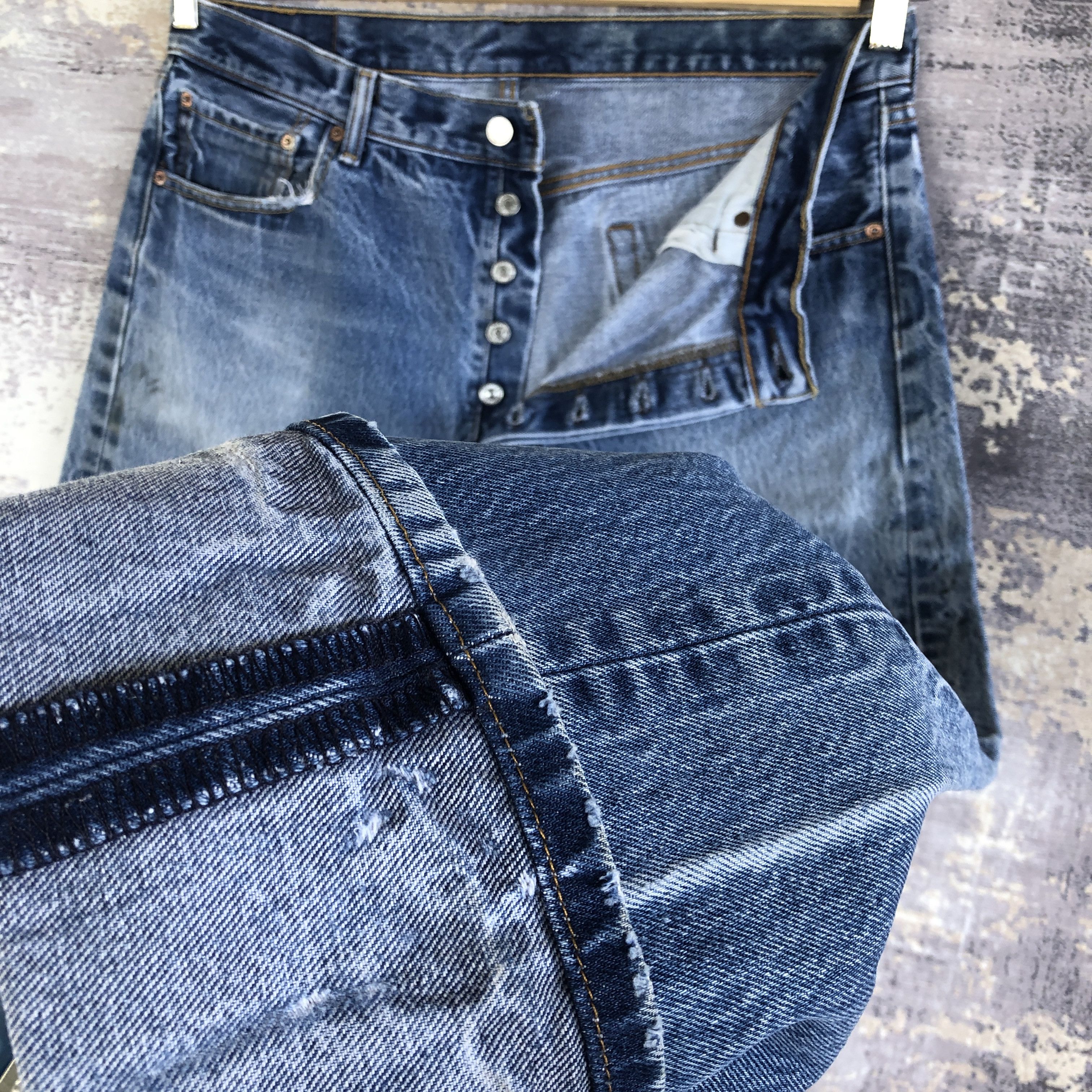 Levi's Vintage Levis 501 Faded Jeans Levi's Stone Wash Denim Size US 34 / EU 50 - 8 Thumbnail