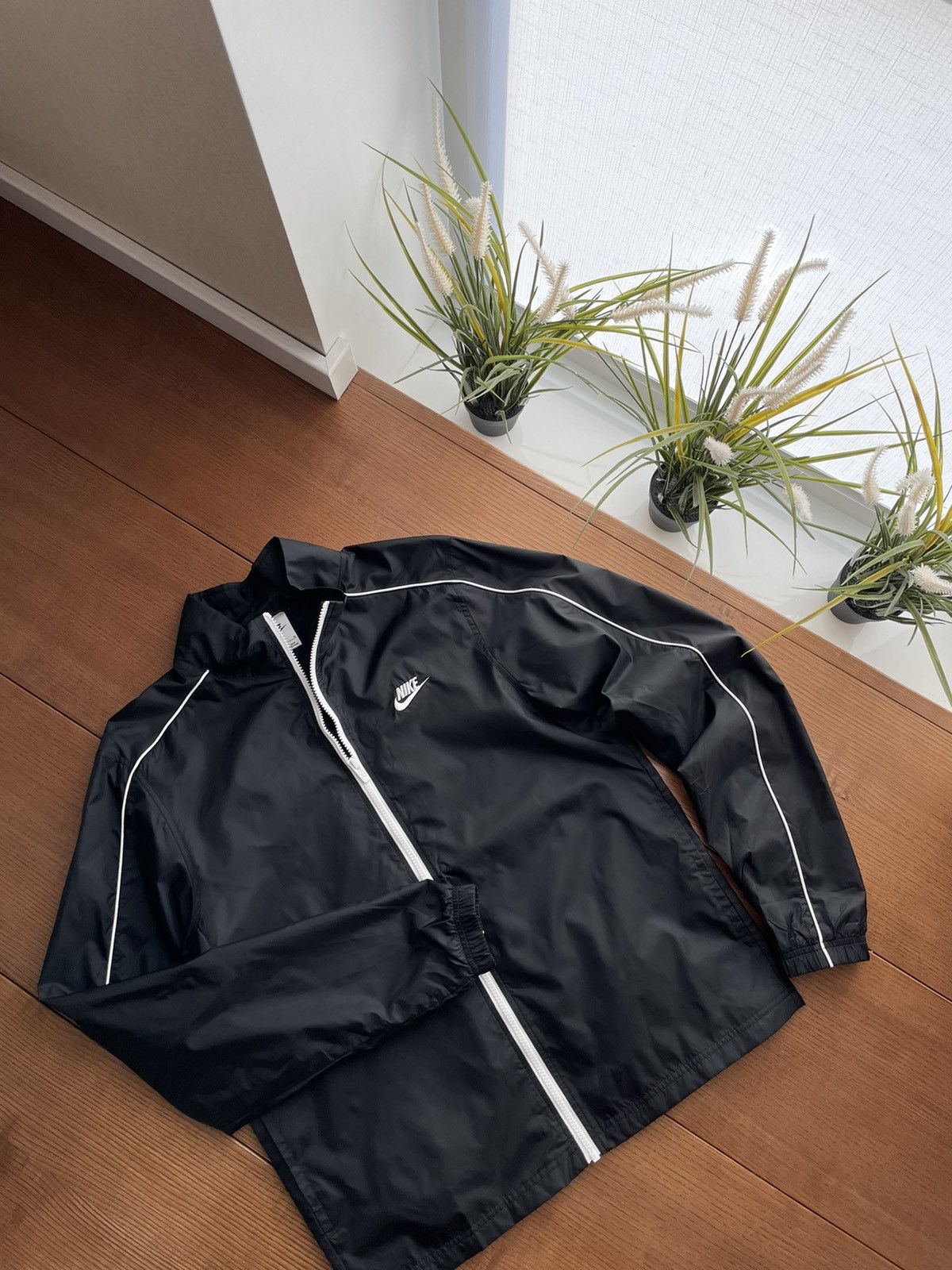 Designer × Nike Vintage Nike Swoosh Drill Nylon Tracking Track Jacket Bomber Size US M / EU 48-50 / 2 - 5 Thumbnail