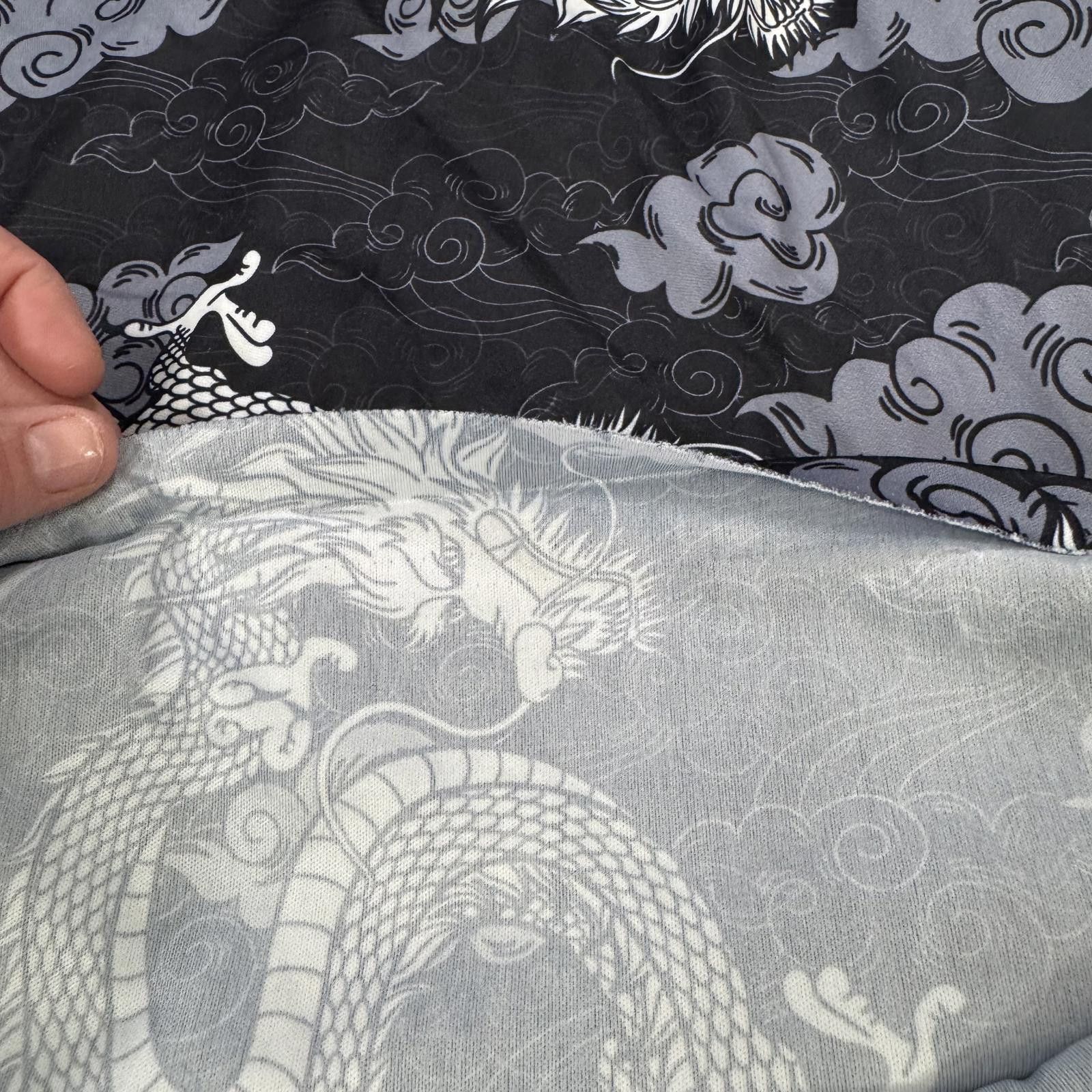 Other Fresh Prints of Tokyo Clothing Dragon's Mens Shirt Medium Size US M / EU 48-50 / 2 - 12 Thumbnail