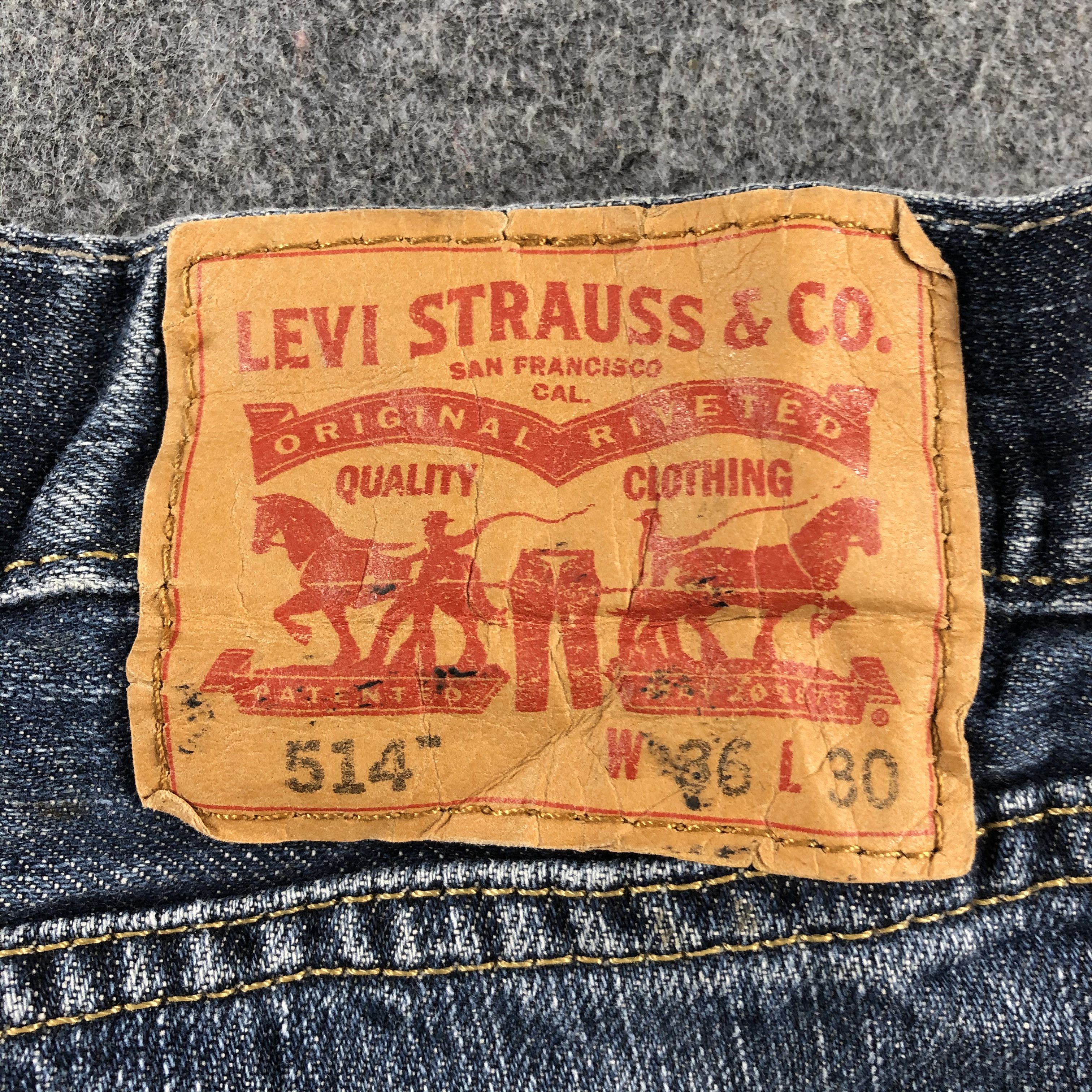 Levi's Vintage Faded Black Levis 514 Jeans-J2649 Size US 35 - 5 Thumbnail