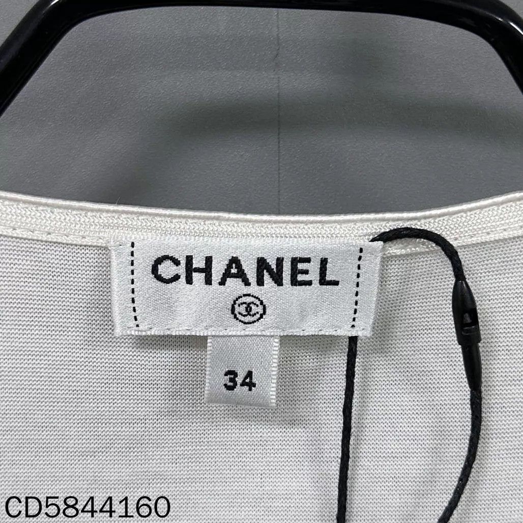 Chanel Chanel White Cutout Sleeveless Top Women's 34 Size XS / US 0-2 / IT 36-38 - 5 Thumbnail