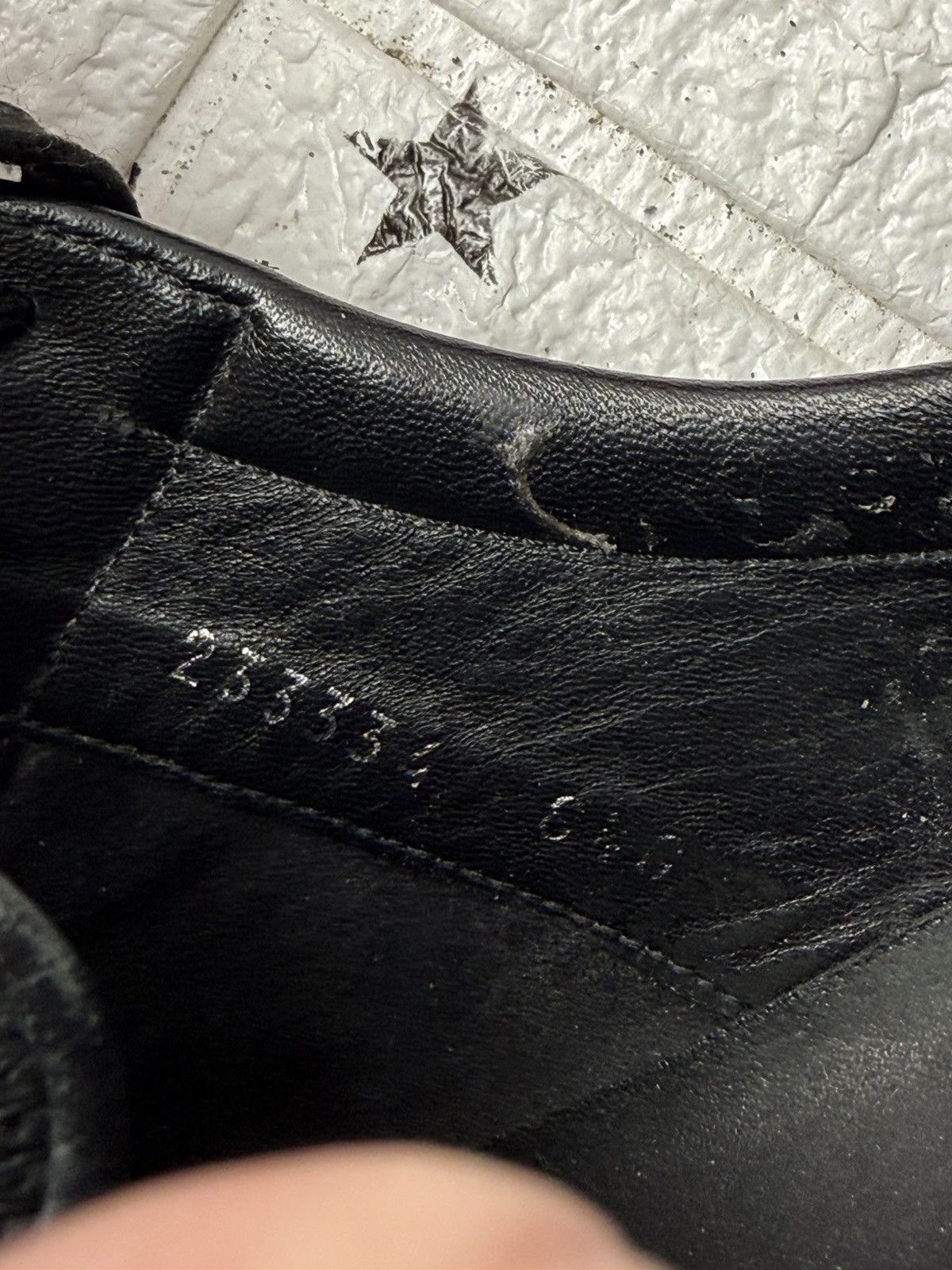 Gucci Gucci embossed Micro Guccissima 233334 Web US9 UK8.5 EUR42 Size US 9 / EU 42 - 15 Thumbnail