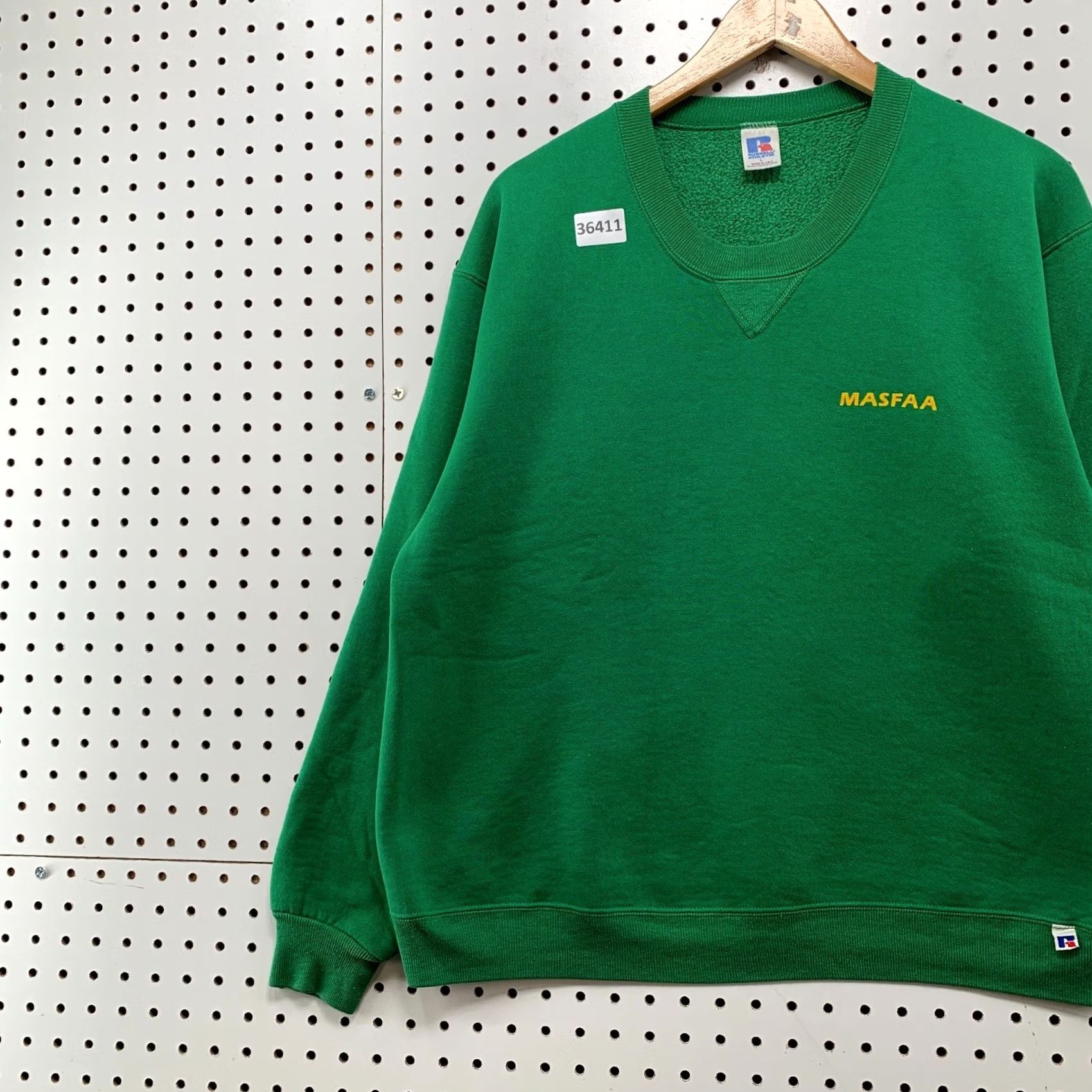Russell Athletic VINTAGE Russell Athletic Sweatshirt Mens Large Green Crewneck 80s MASFAA USA Size US L / EU 52-54 / 3 - 3 Thumbnail