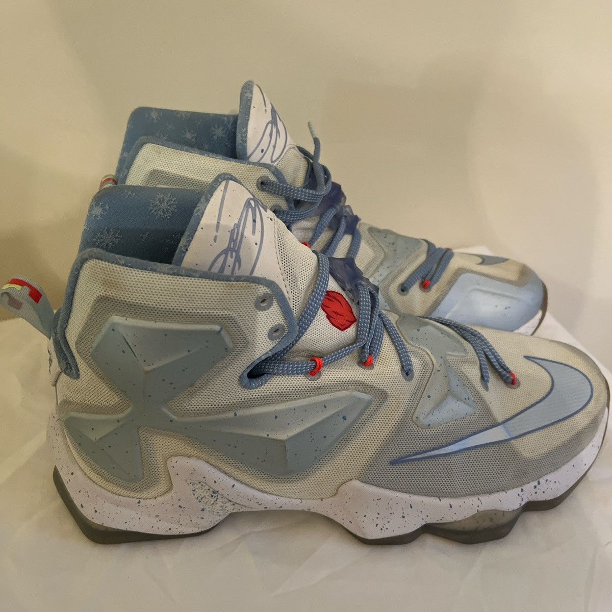 Nike Nike Lebron James Retro 13 2015 Christmas Edition Sneakers Size US 11 / EU 44 - 3 Thumbnail
