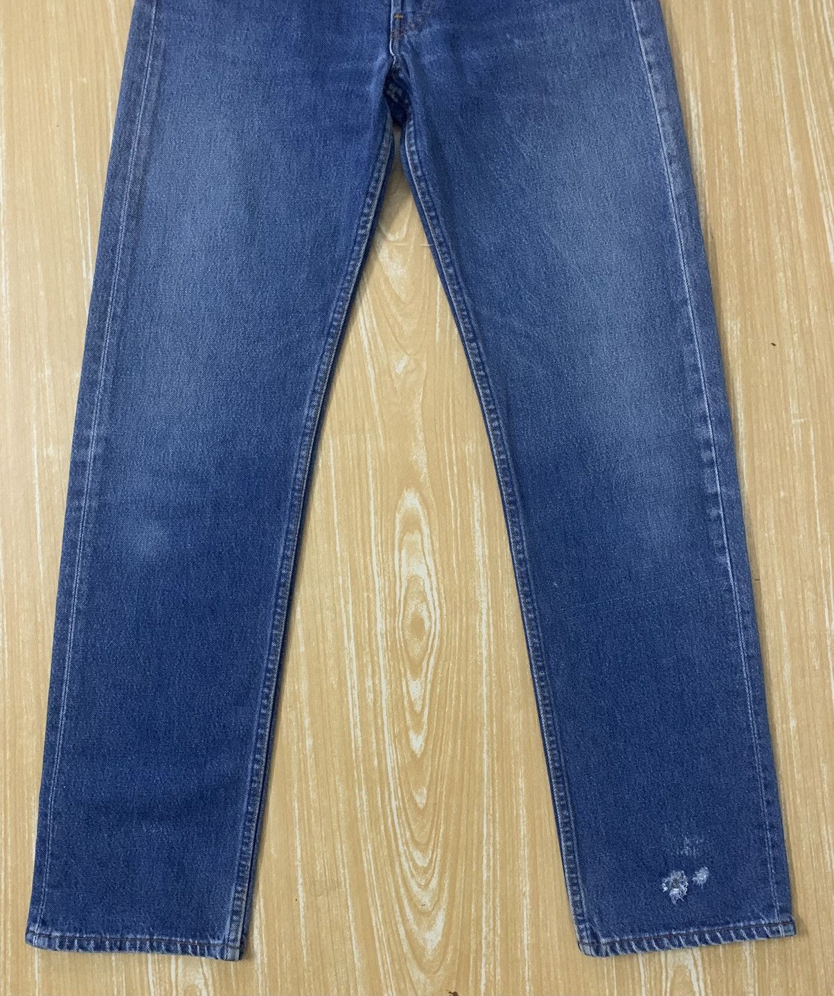Levi's Vintage Levi’s 501 Button Fly #520 Denim Jeans Pants Size US 28 / EU 44 - 12 Thumbnail