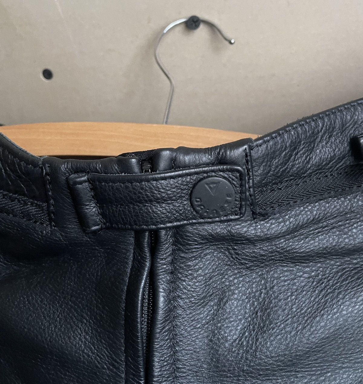 Dainese Dainese SF Pelle Black Leather Perf Motorcycle Armored Pants Size US 30 / EU 46 - 7 Thumbnail