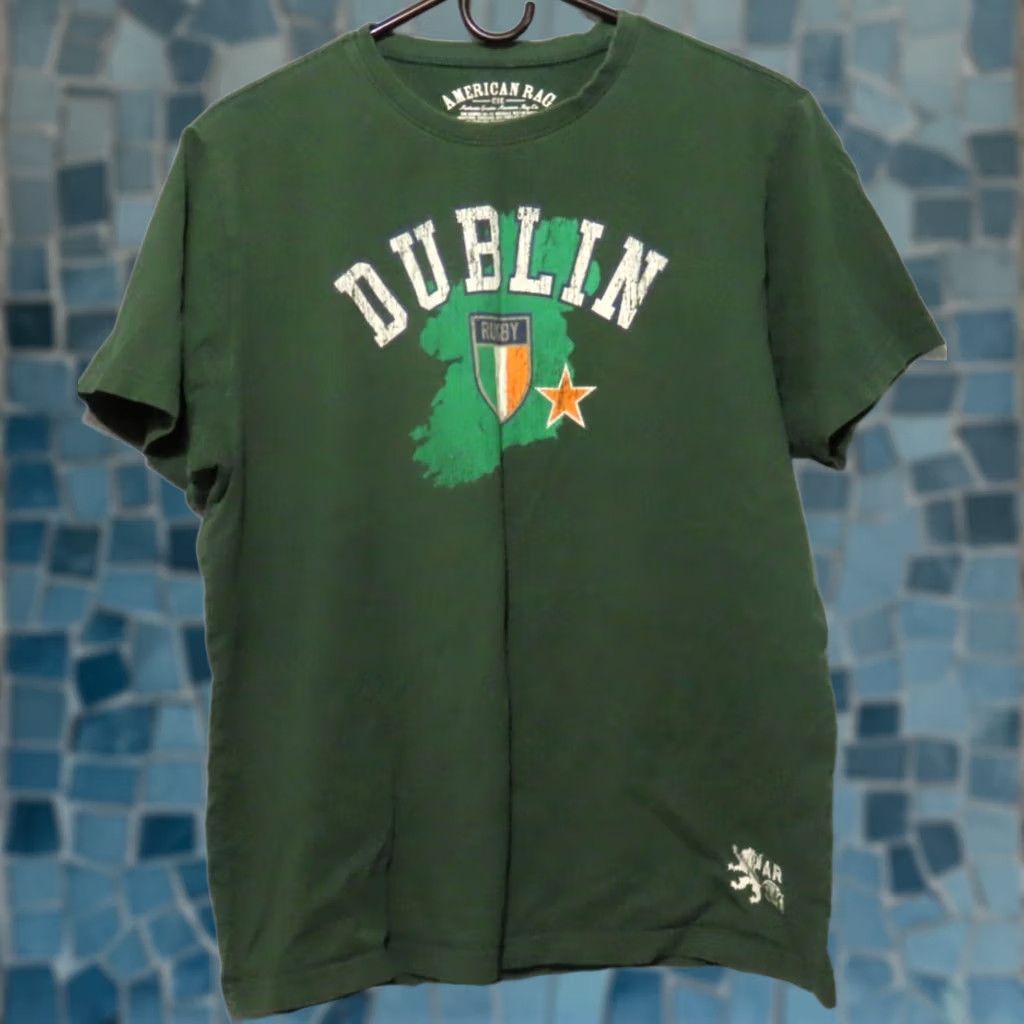 Vintage American Rag Cie T-Shirt Dublin Rugby Ireland Green Graphic Tee Mens M Size US M / EU 48-50 / 2 - 1 Thumbnail