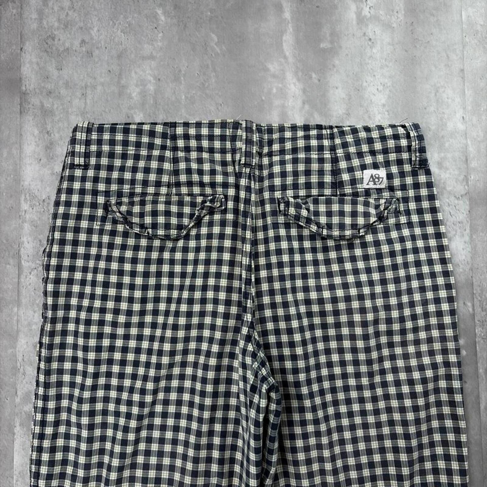 Aeropostale Y2K Black Aeropostale Grunge Gothic Plaid Surf Baggy Shorts Size US 36 / EU 52 - 3 Thumbnail