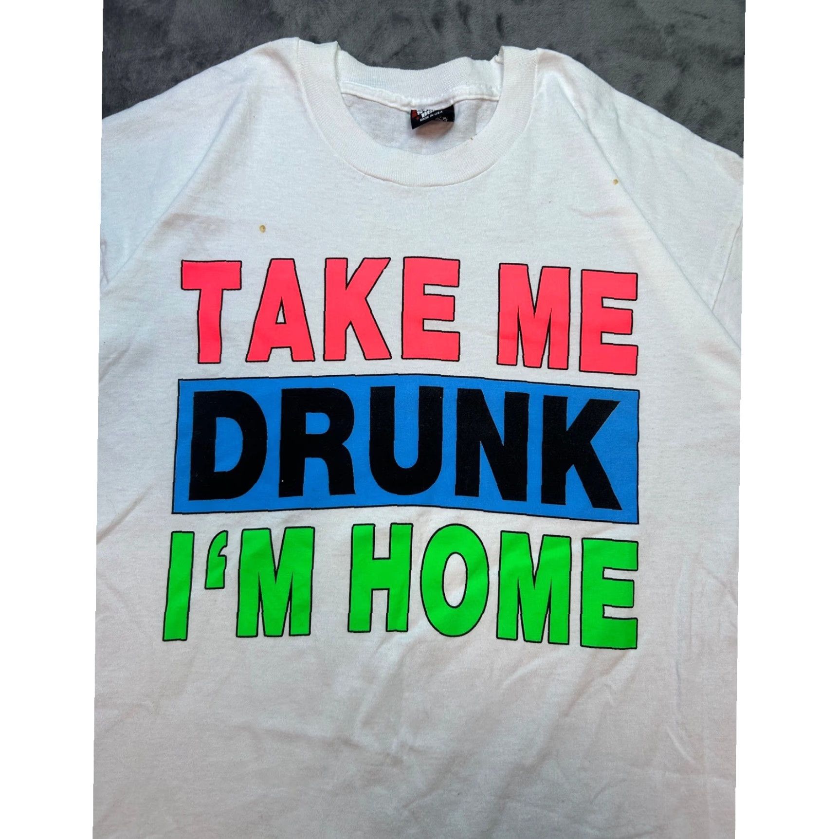 Vintage VINTAGE Take Me Drunk I’m Home Graphic Shirt XL White Mens T-Shirt 90s Quotes Beer Dad Neon Graphic Print Vintage Size US XL / EU 56 / 4 - 3 Thumbnail