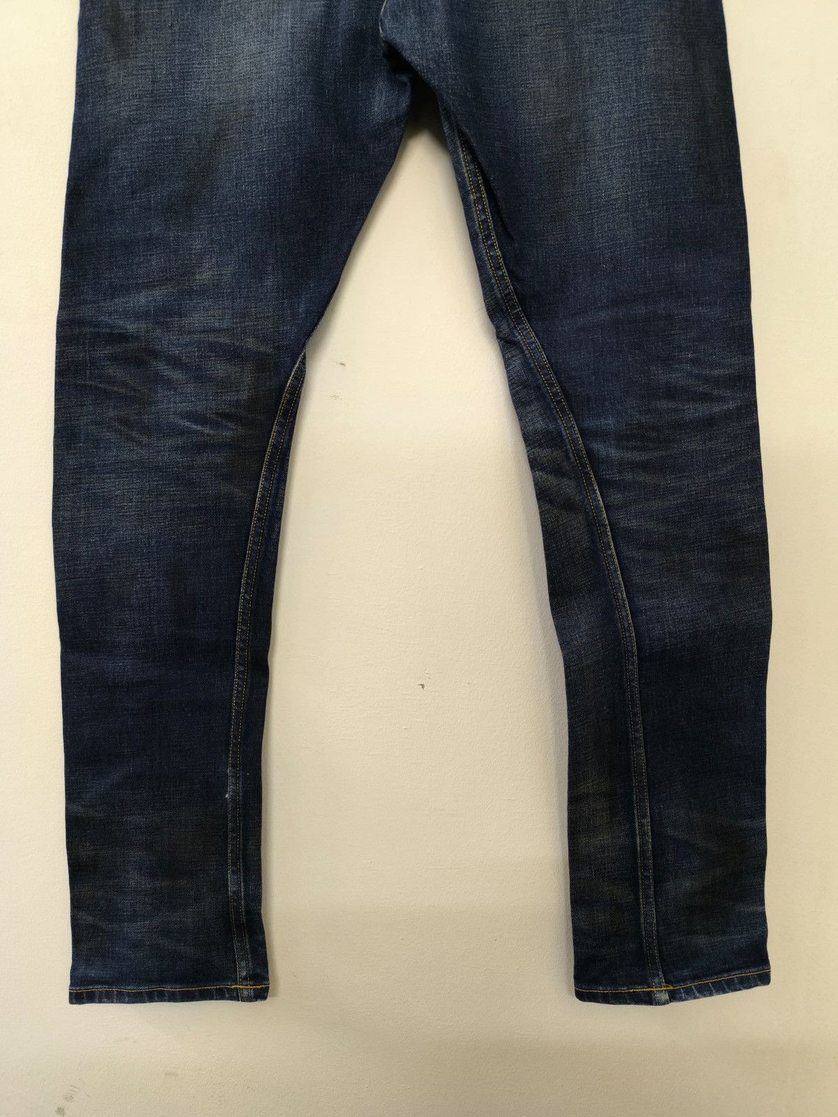 Isamu Katayama Backlash Isamu Katayama Backlash Skinny Dirty Jeans Size US 33 - 8 Thumbnail