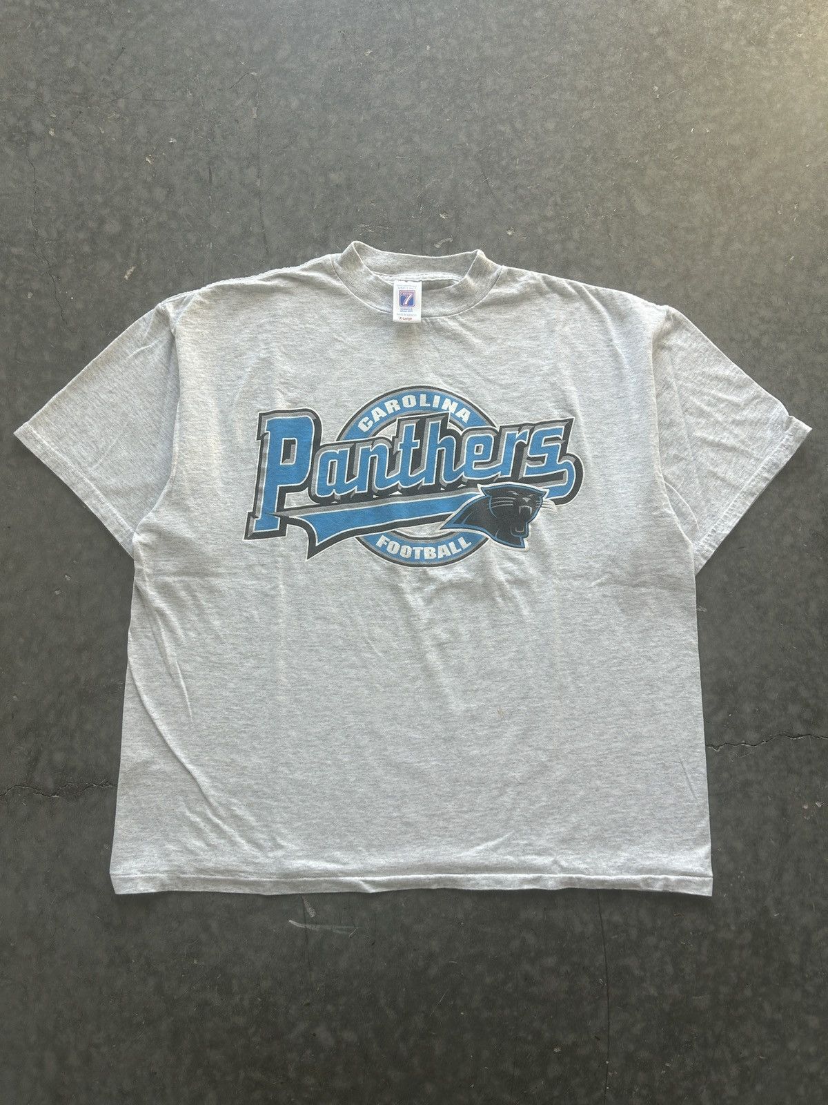 Logo 7 × NFL × Vintage Vintage 90s Carolina Panthers Graphic Tee Boxy Fit Size US XL / EU 56 / 4 - 1 Thumbnail