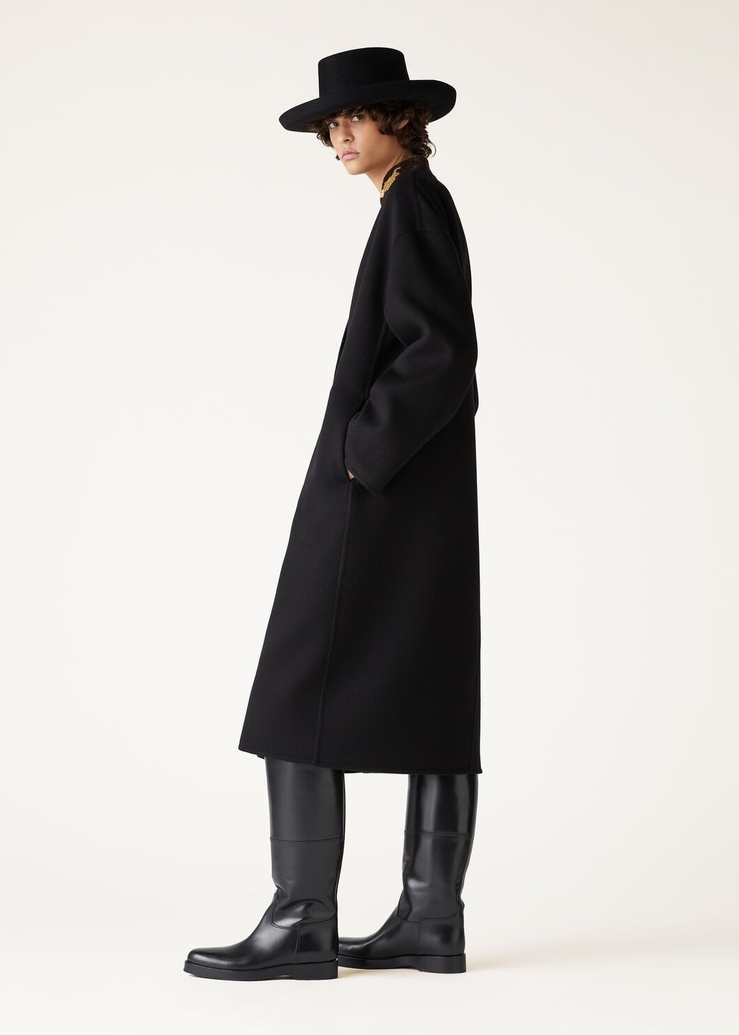 Loro Piana o1w1db10825 FAO5192 Brady Coat in Black Size M / US 6-8 / IT 42-44 - 2 Thumbnail