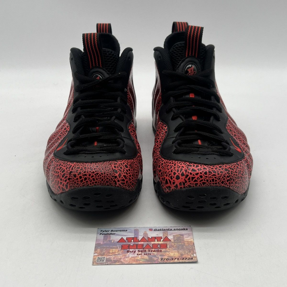 Nike Air Foamposite one cracked lava Size US 9 / EU 42 - 2 Thumbnail