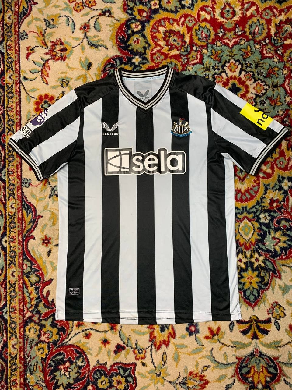 Vintage Newcastle United 2023/2024 Home Soccer Football Jersey Size US XXL / EU 58 / 5 - 1 Thumbnail