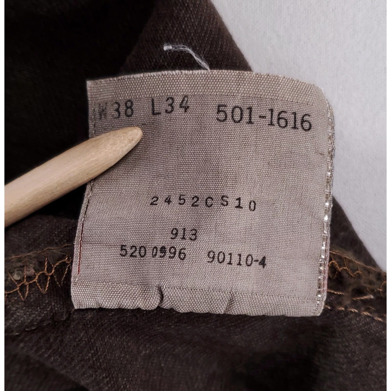 Levi's VINTAGE Levi's 501 Jeans Brown Button Fly Mens 37 x 34 90s Straight Size US 37 - 5 Thumbnail