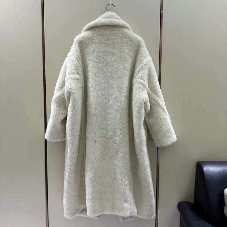 Celine MaxMara Teddy Coat, White, S-2508 Size S / US 4 / IT 40 - 3 Thumbnail