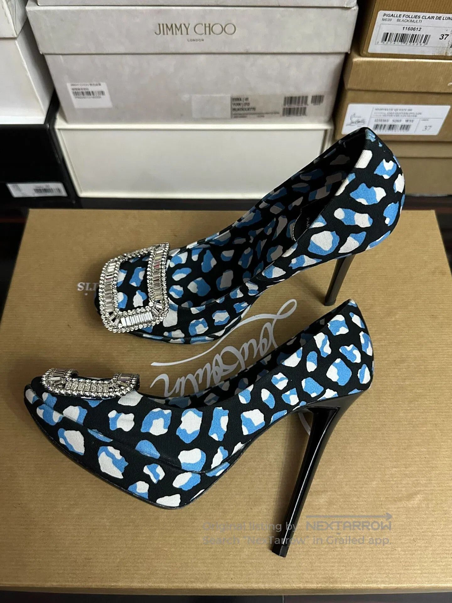 Roger Vivier Roger Vivier Blue White Floral Diamond Buckle Heels. Size US 5 / IT 35 - 2 Thumbnail