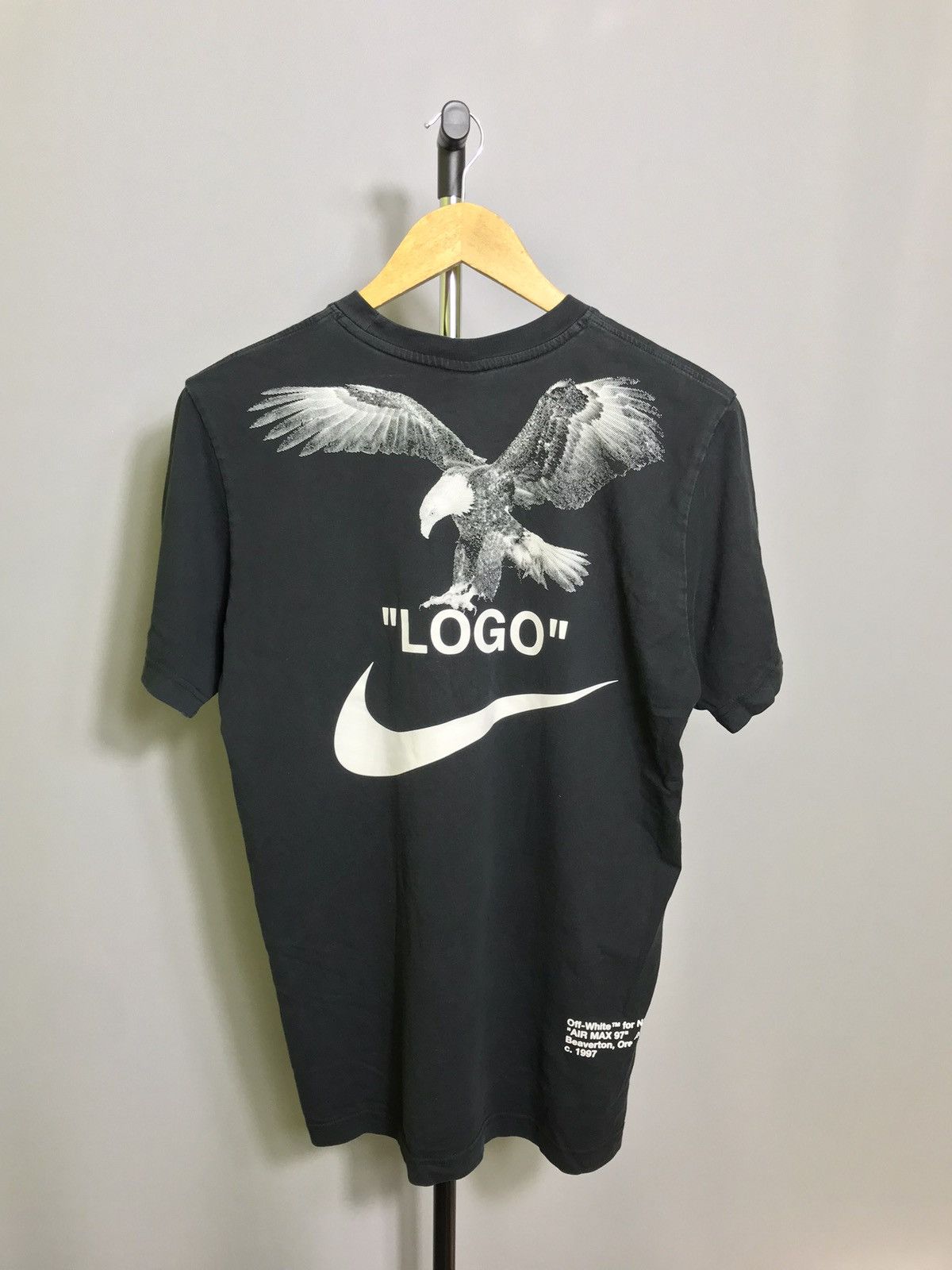 Nike × Off-White OFF-WHITE x Nike NRG A6 Tuxedo Eagle T-Shirt Ash Black Size US M / EU 48-50 / 2 - 2 Thumbnail