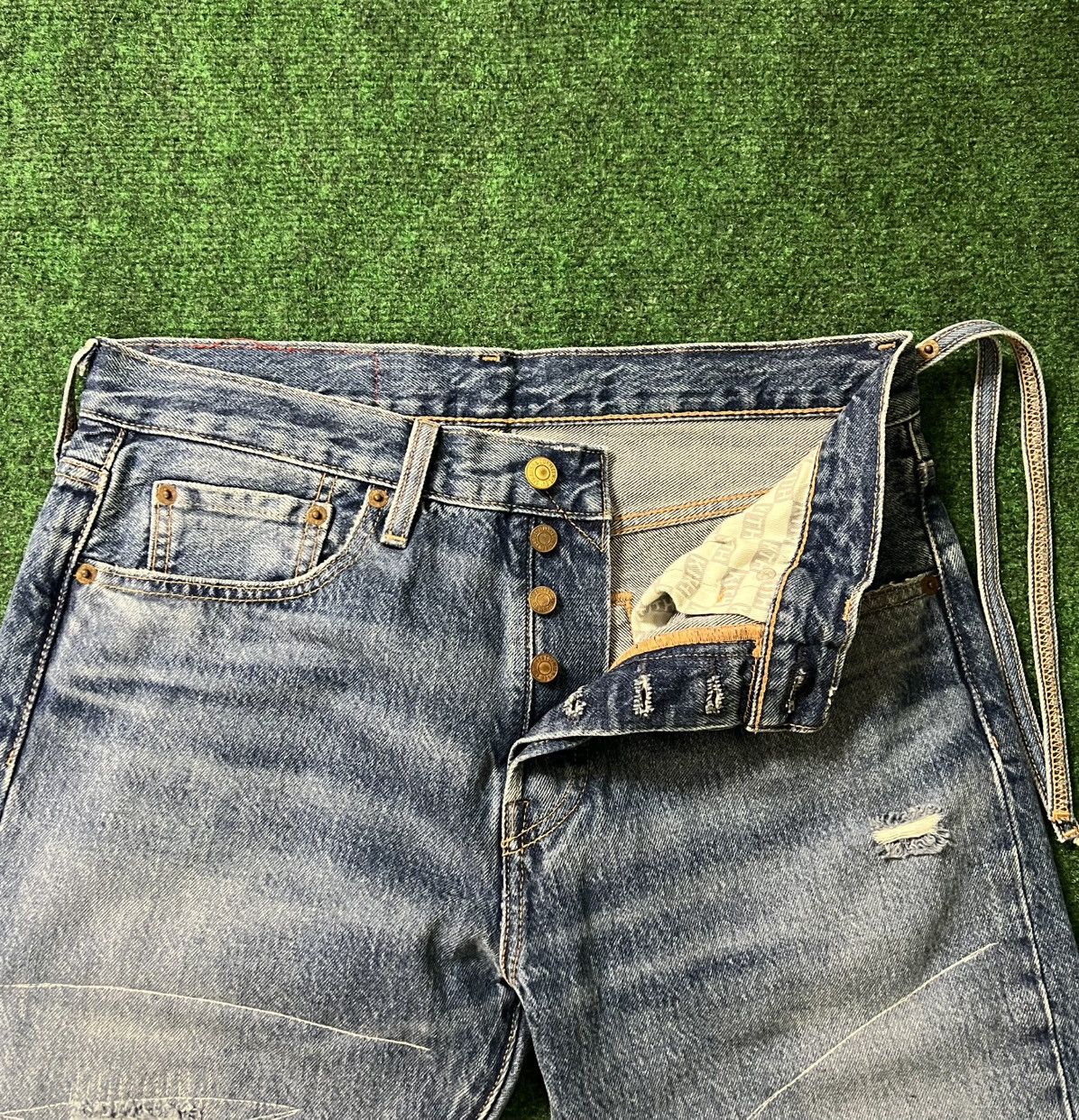 Kith × Levi's KITH x Levi’s Strawberry Fields 501 Jeans 32x32 Size US 32 / EU 48 - 4 Thumbnail