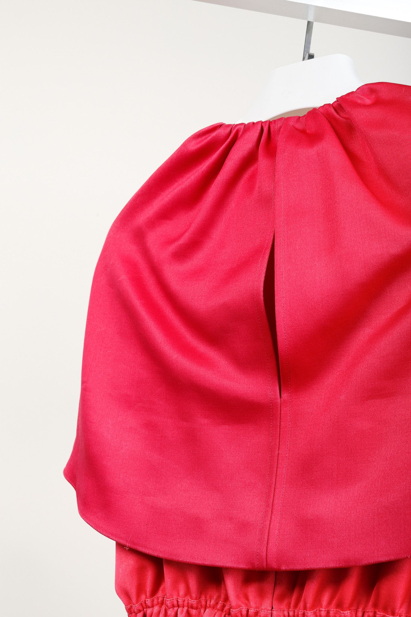 Brandon Maxwell Brandon Maxwell AW/19 Silk-Shantung Cape-Sleeve Midi Dress Size S / US 4 / IT 40 - 6 Thumbnail