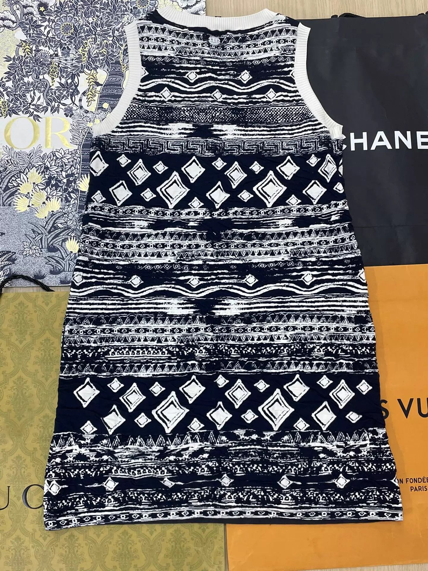 Chanel Chanel Greek Blue-White Colorblock Sleeveless Dress Size 38 Size S / US 4 / IT 40 - 2 Thumbnail