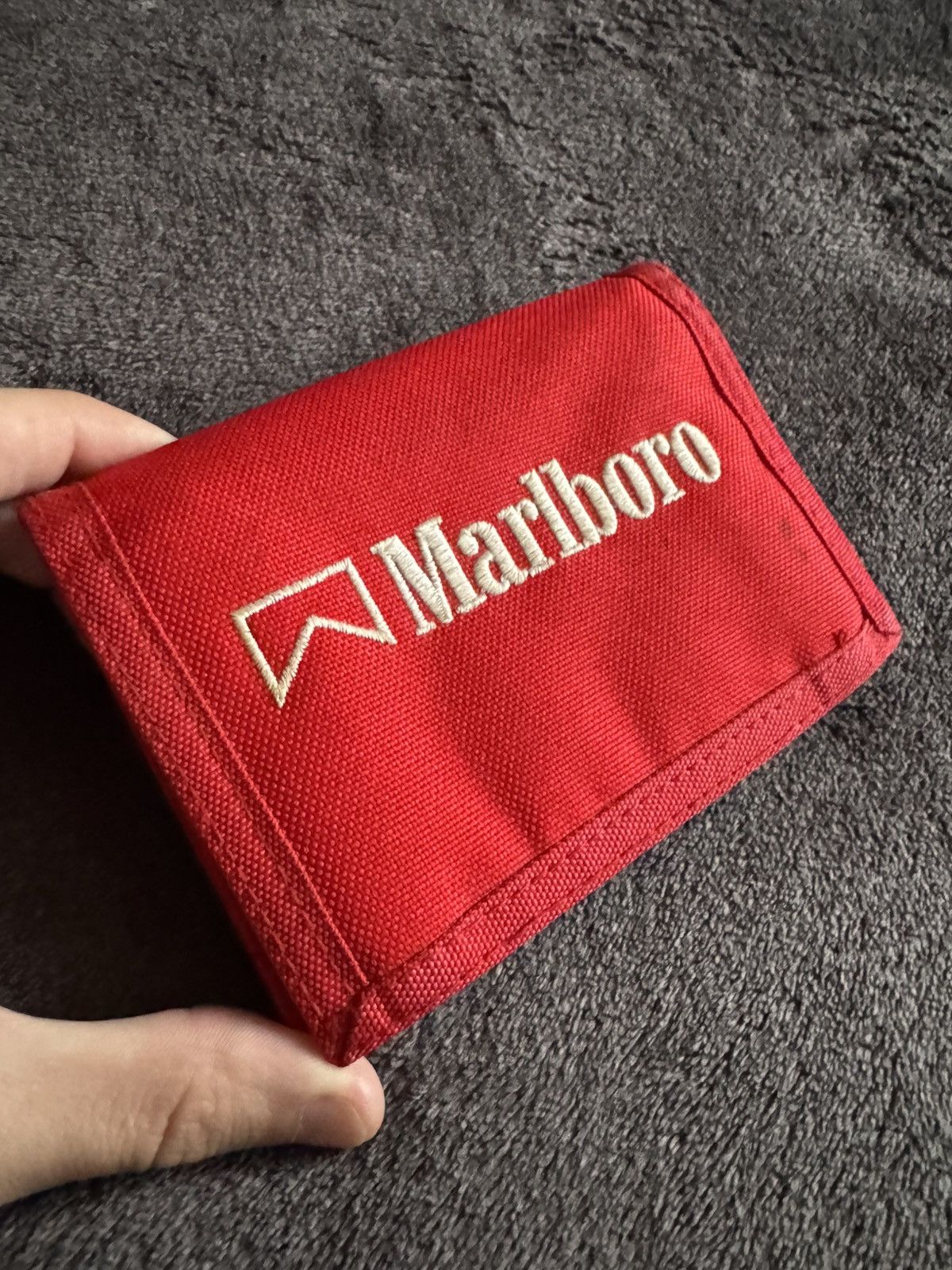 Marlboro × Vintage Marlboro vintage red wallet logo streetwear hype Size ONE SIZE - 3 Thumbnail
