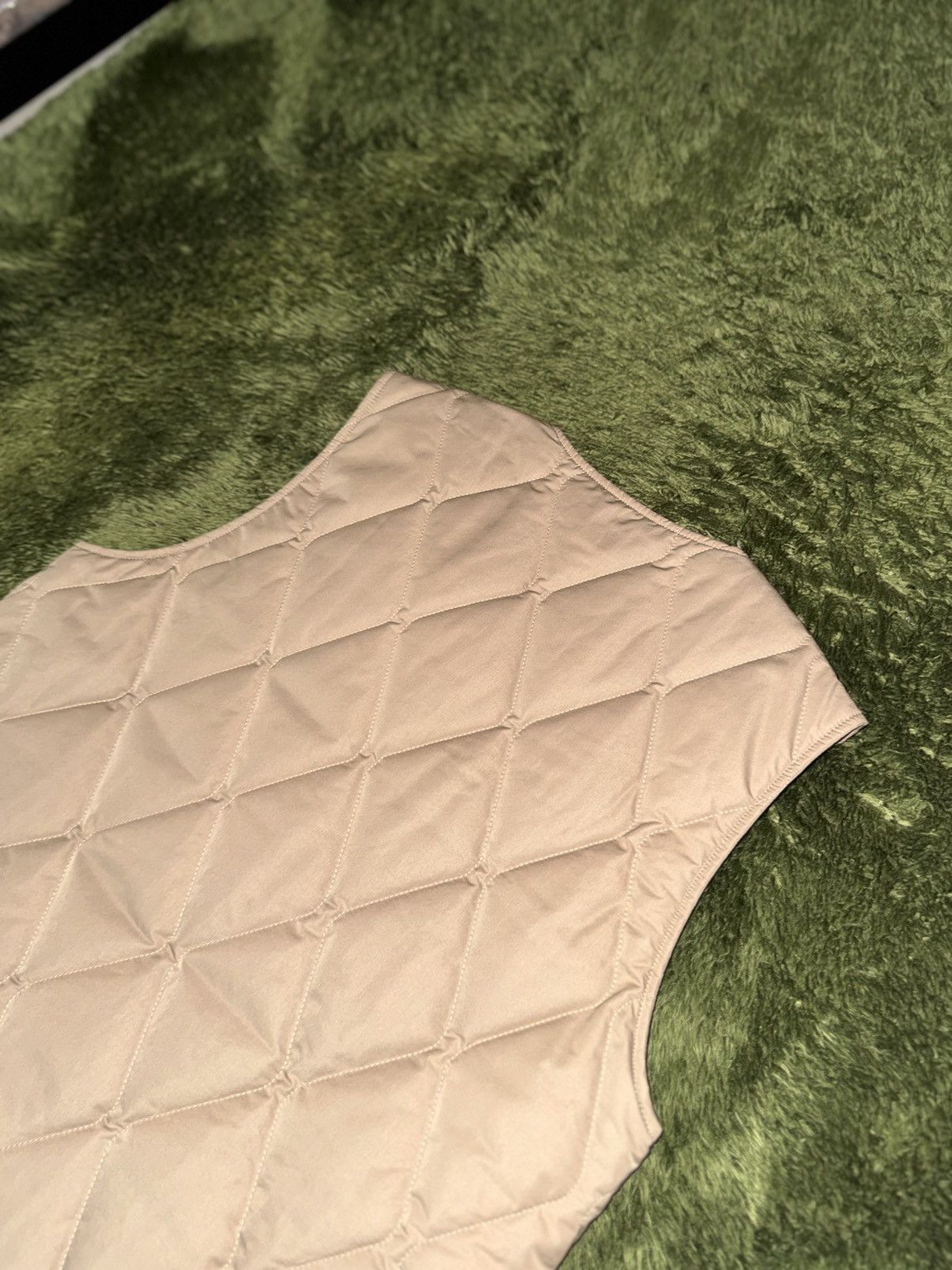 STILL BY HAND [2] Still By Hand Quilted Snap Vest (Made in Japan) Size US M / EU 48-50 / 2 - 8 Thumbnail