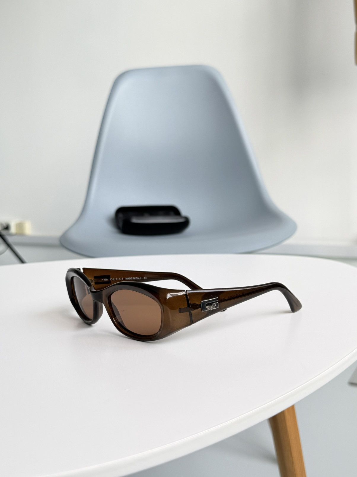 Gucci GUCCI By Tom Ford Sunglasses 2432 Wrap Shield Bella Hadid Size ONE SIZE - 5 Thumbnail