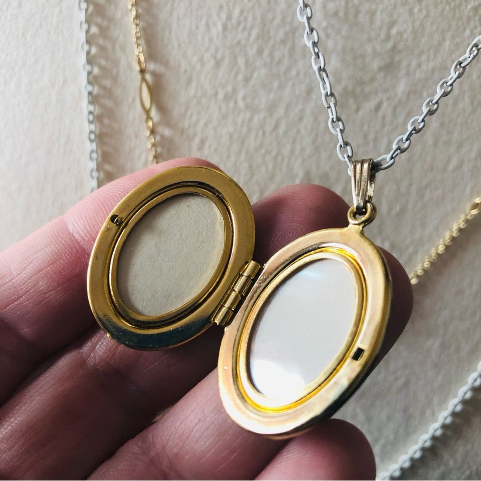 Vintage Vintage 70s-80s triple layered chain locket necklace Size ONE SIZE - 3 Thumbnail