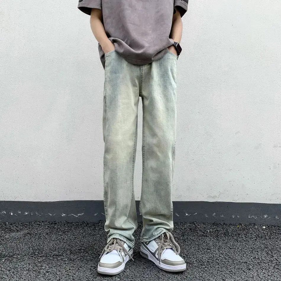 Japanese Brand Retro loose straight tube mud dyed jeans Size US 32 / EU 48 - 6 Thumbnail