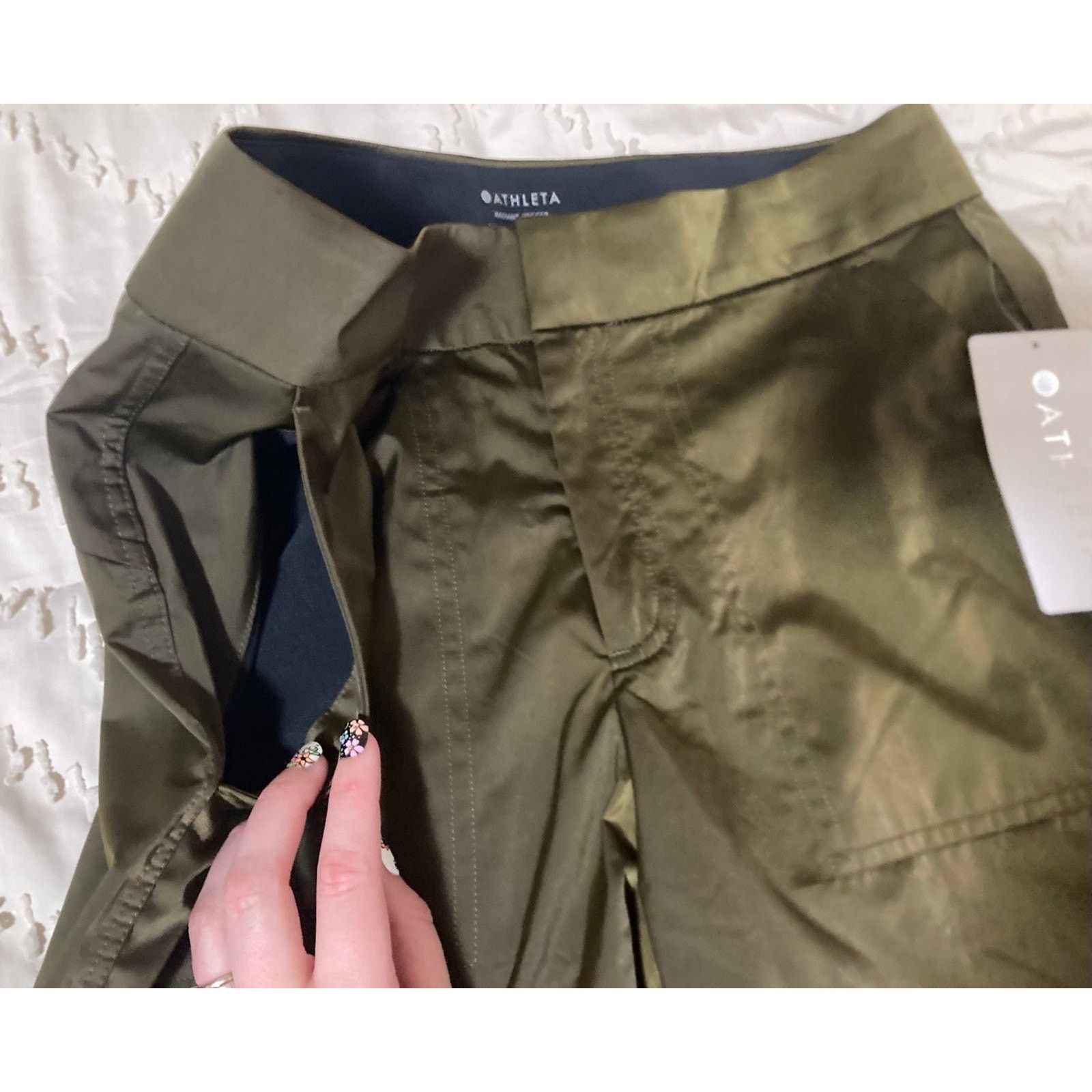 Athleta Athleta Radiant Joggers ‘Tortuga Green’ NWT! Size 27" / US 4 / IT 40 - 7 Thumbnail