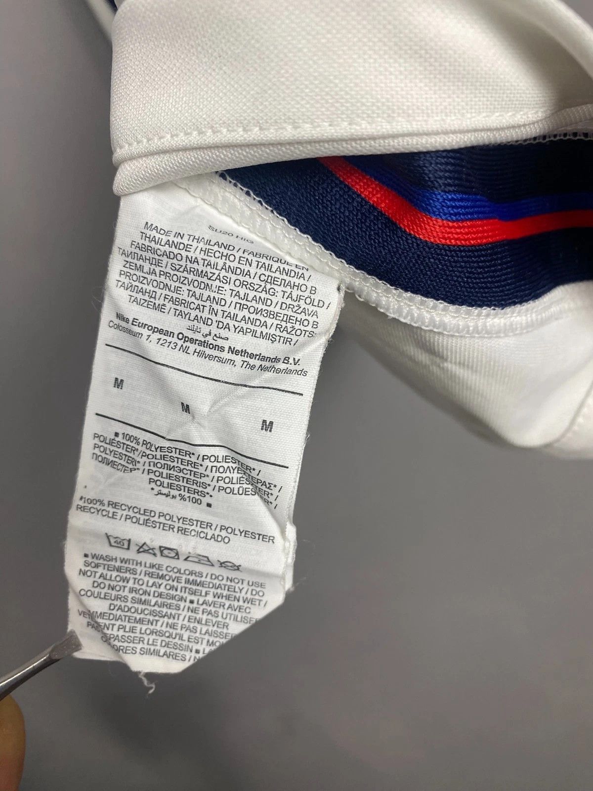 Nike Nike England National Team 2020-2021 Home Football Jersey Size US M / EU 48-50 / 2 - 5 Thumbnail