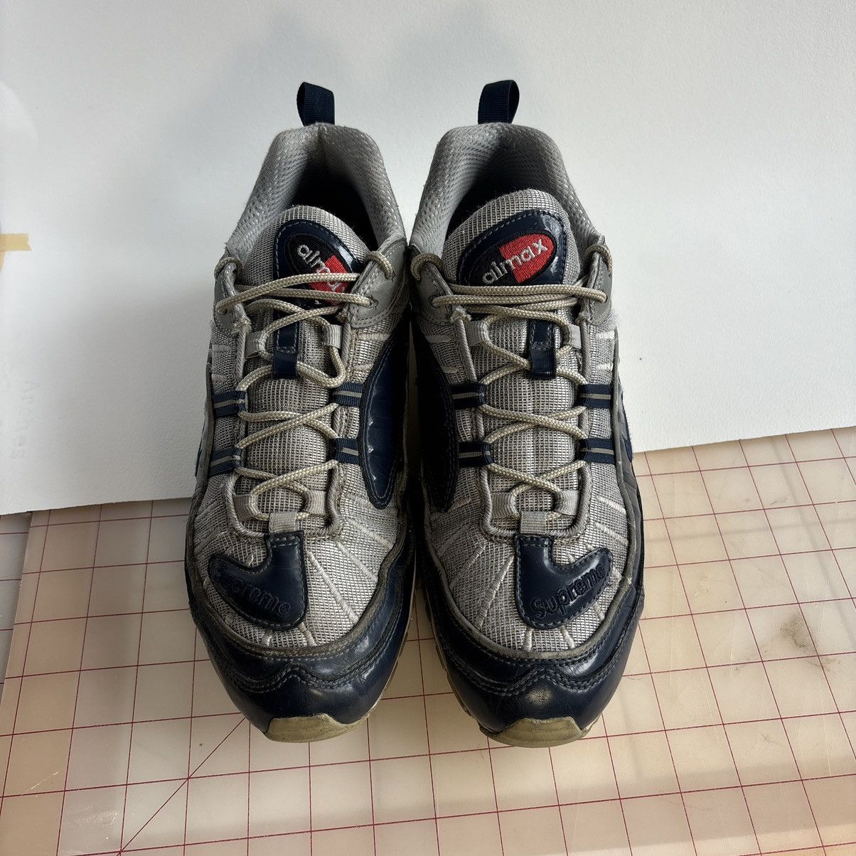Nike × Supreme Nike x Supreme Air Max 98 - Obsidian/Grey Size US 10 / EU 43 - 5 Thumbnail