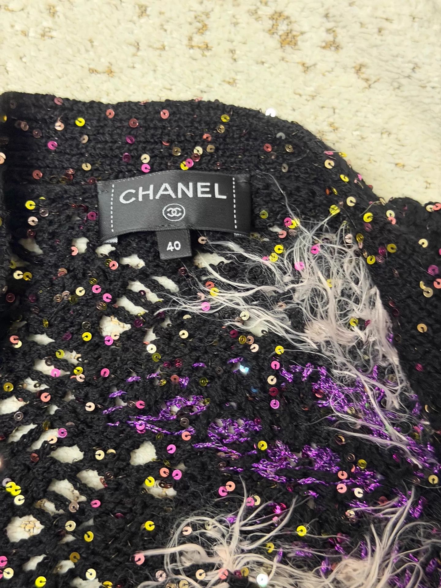 Chanel Chanel 24C Sequin Feather Cardigan Women's 40 Size M / US 6-8 / IT 42-44 - 4 Thumbnail