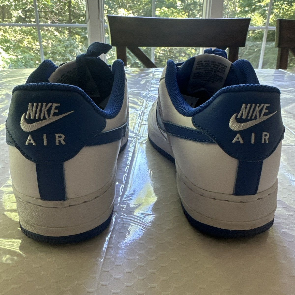 Nike Nike Men's Air Force One Low White & Blue Sneaker Size 7.5 Size US 7.5 / EU 40-41 - 5 Thumbnail