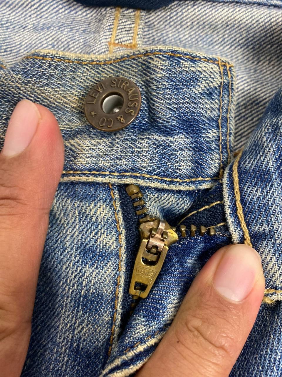 Levi's vintage levis 503 loose straight distressed denim Size US 34 / EU 50 - 11 Thumbnail