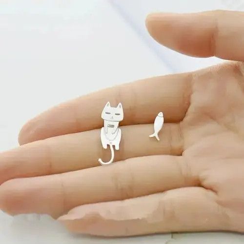 Jewelry Cat Fish Stud Earings Size ONE SIZE - 1 Thumbnail