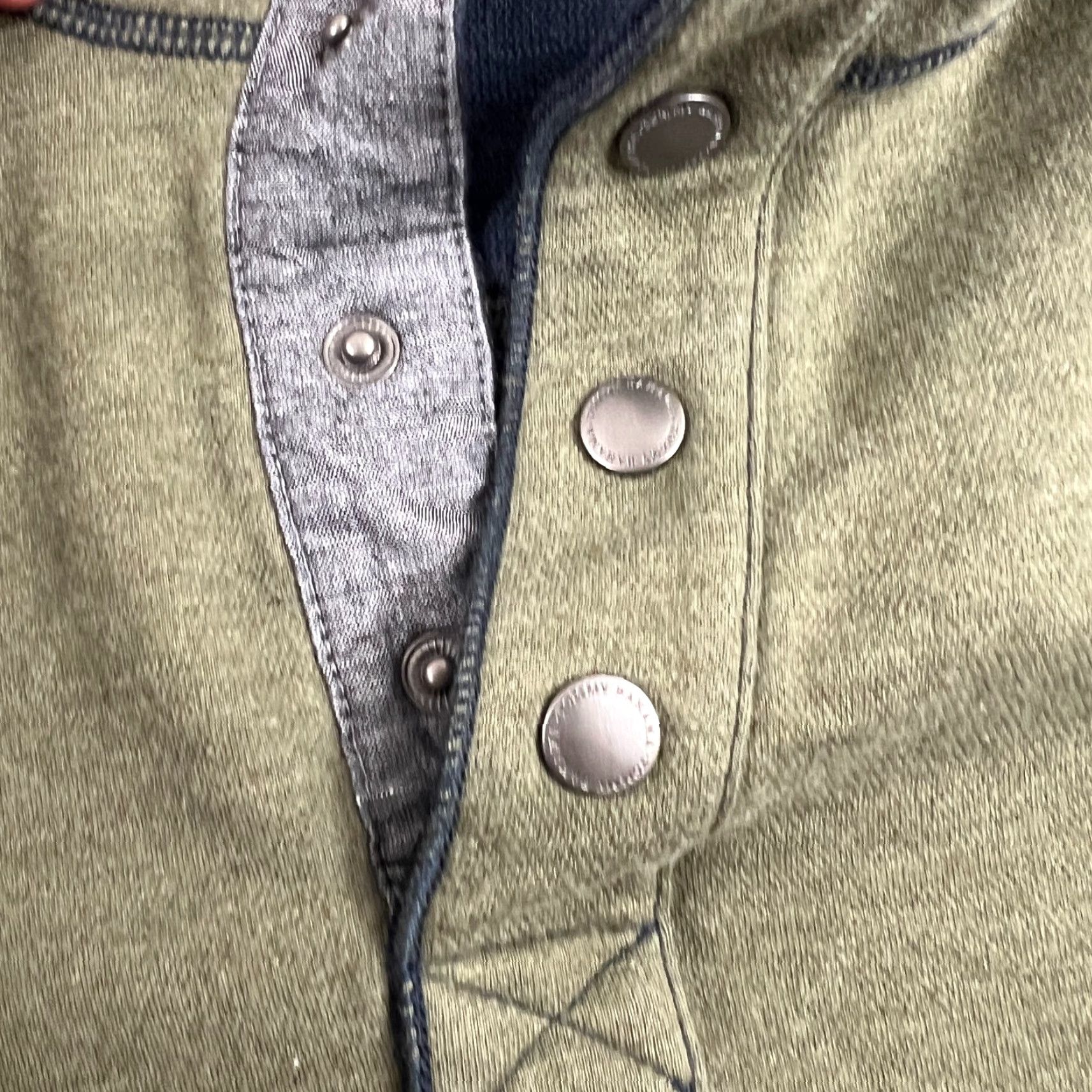 Tommy Bahama Tommy Bahama Reversible Long Sleeve Pullover Sweatshirt Shirt Men L Green Cotton Pullover Sweater Classic Designer Outdoor Fall Winter Spring Size US L / EU 52-54 / 3 - 3 Thumbnail