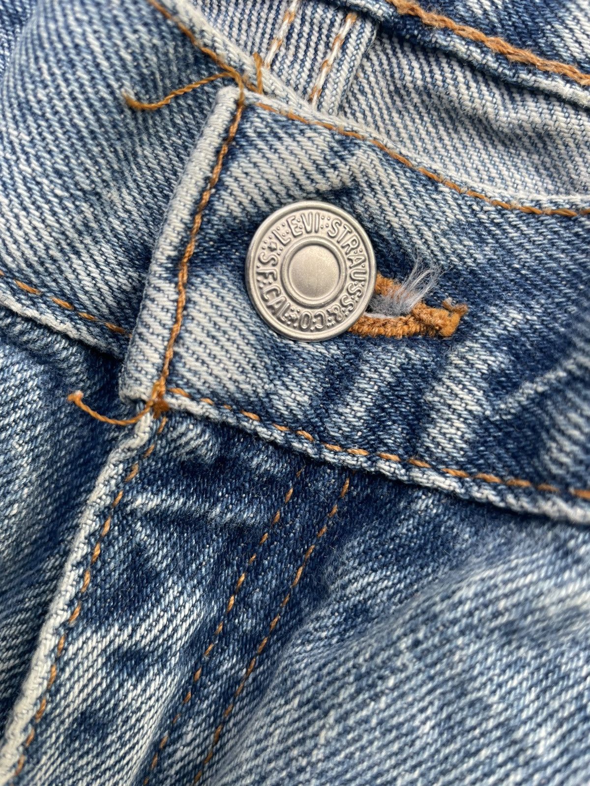 Levi's × Vintage Vintage Levis 550 Distresed Denim Size US 33 - 16 Thumbnail
