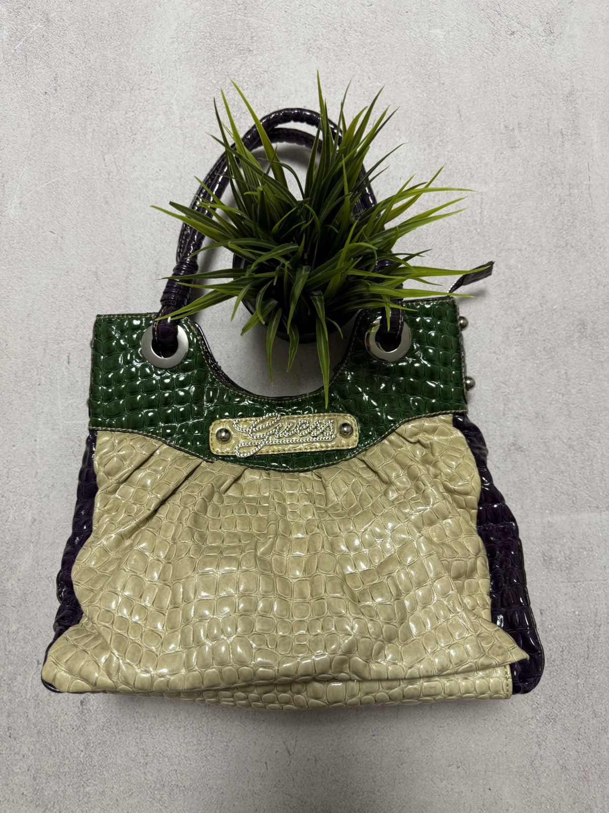 Guess × Vintage Vintage Guess Bag Crossbody Rhinestones Women Luxury Rare Size ONE SIZE - 13 Thumbnail