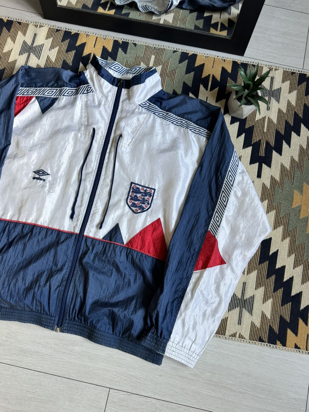 Umbro Vintage Umbro England 1990-92 Soccer Blockcore Jacket Size US XL / EU 56 / 4 - 3 Thumbnail