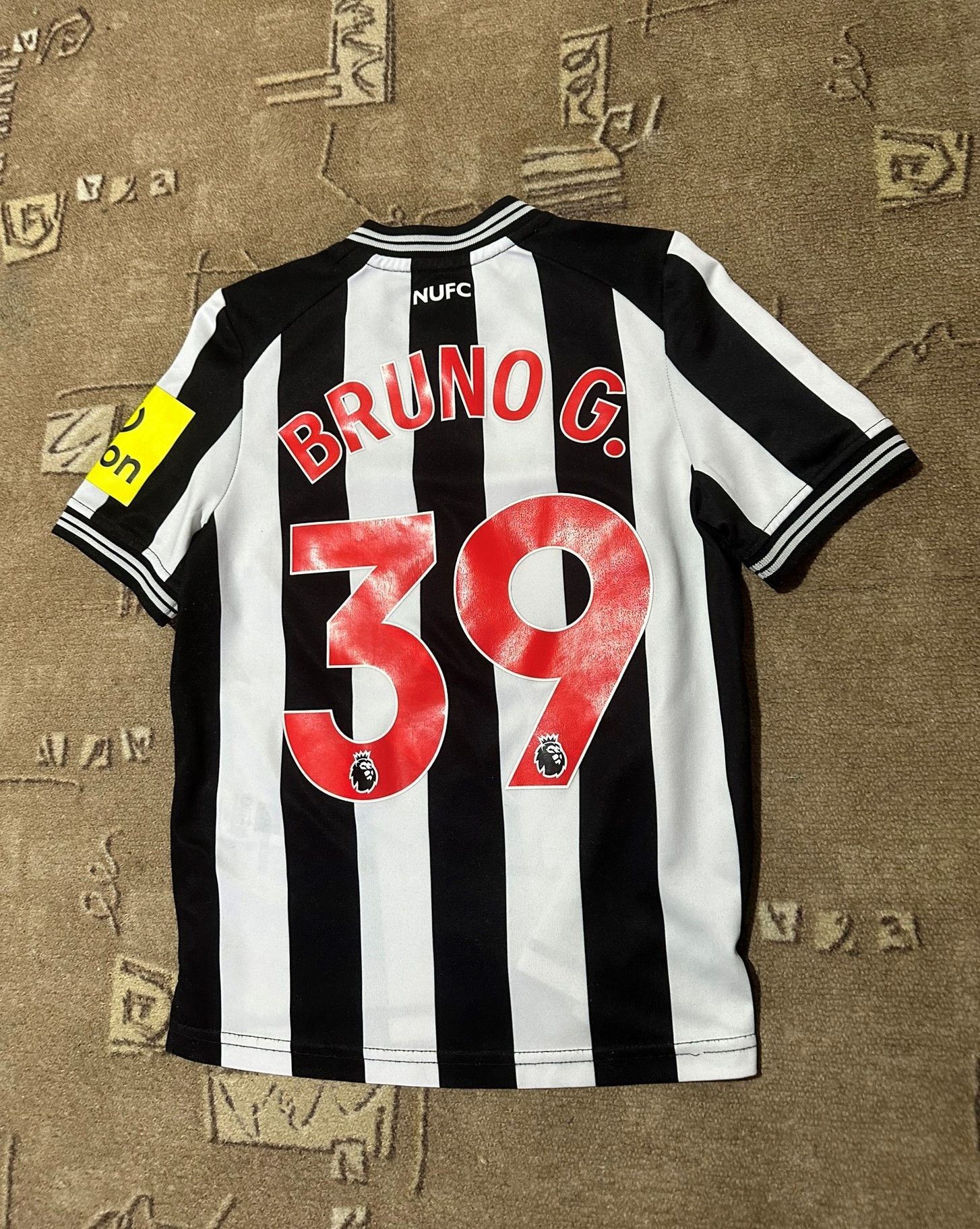 Vintage Newcastel United Bruno Guimaraes Jersey # 39 Boys 2023-24 Size US XXS / EU 40 - 1 Thumbnail