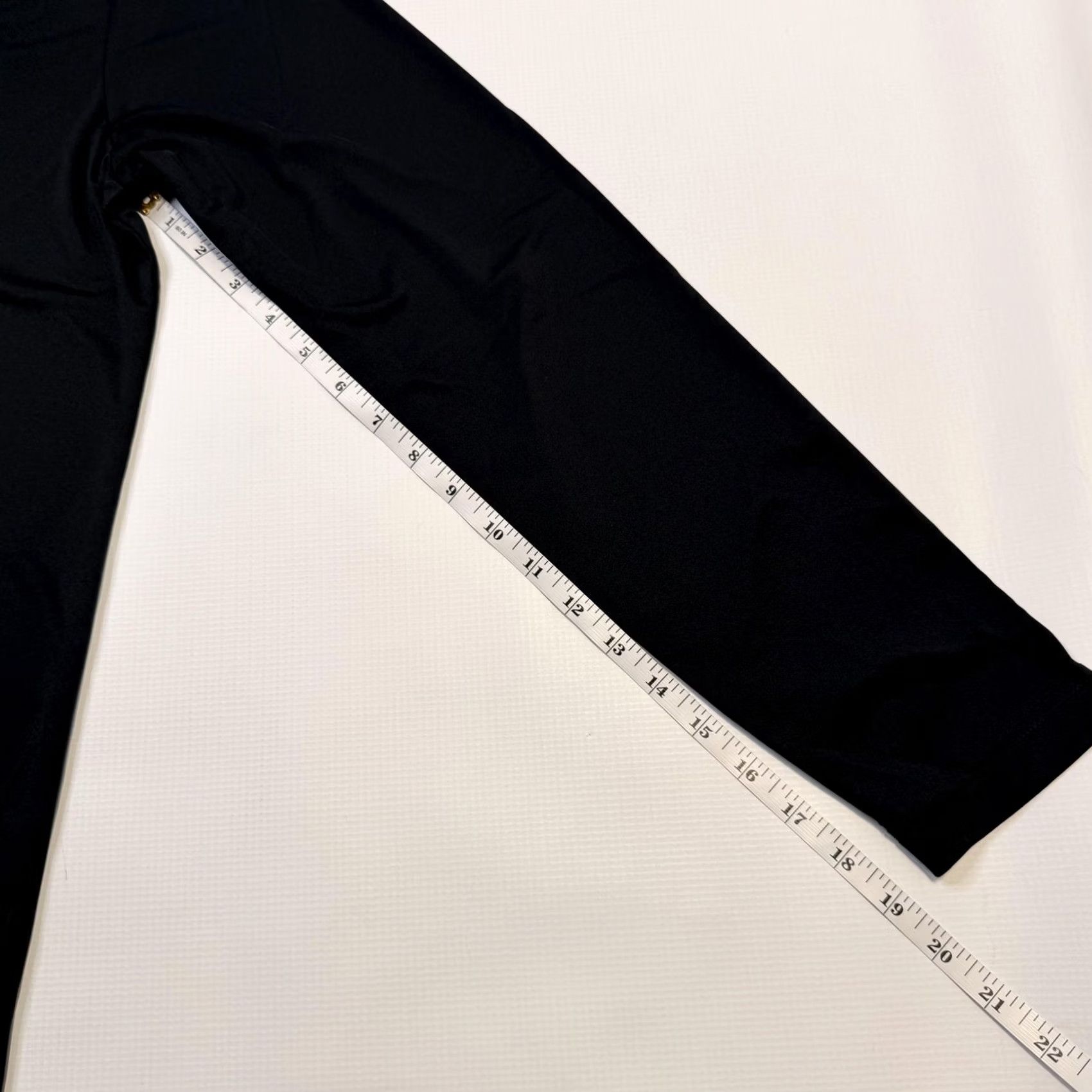 TravisMathew TravisMathew Pullover Mens Medium Black 1/4 Zip Golf Performance Long Sleeve Size US M / EU 48-50 / 2 - 5 Thumbnail