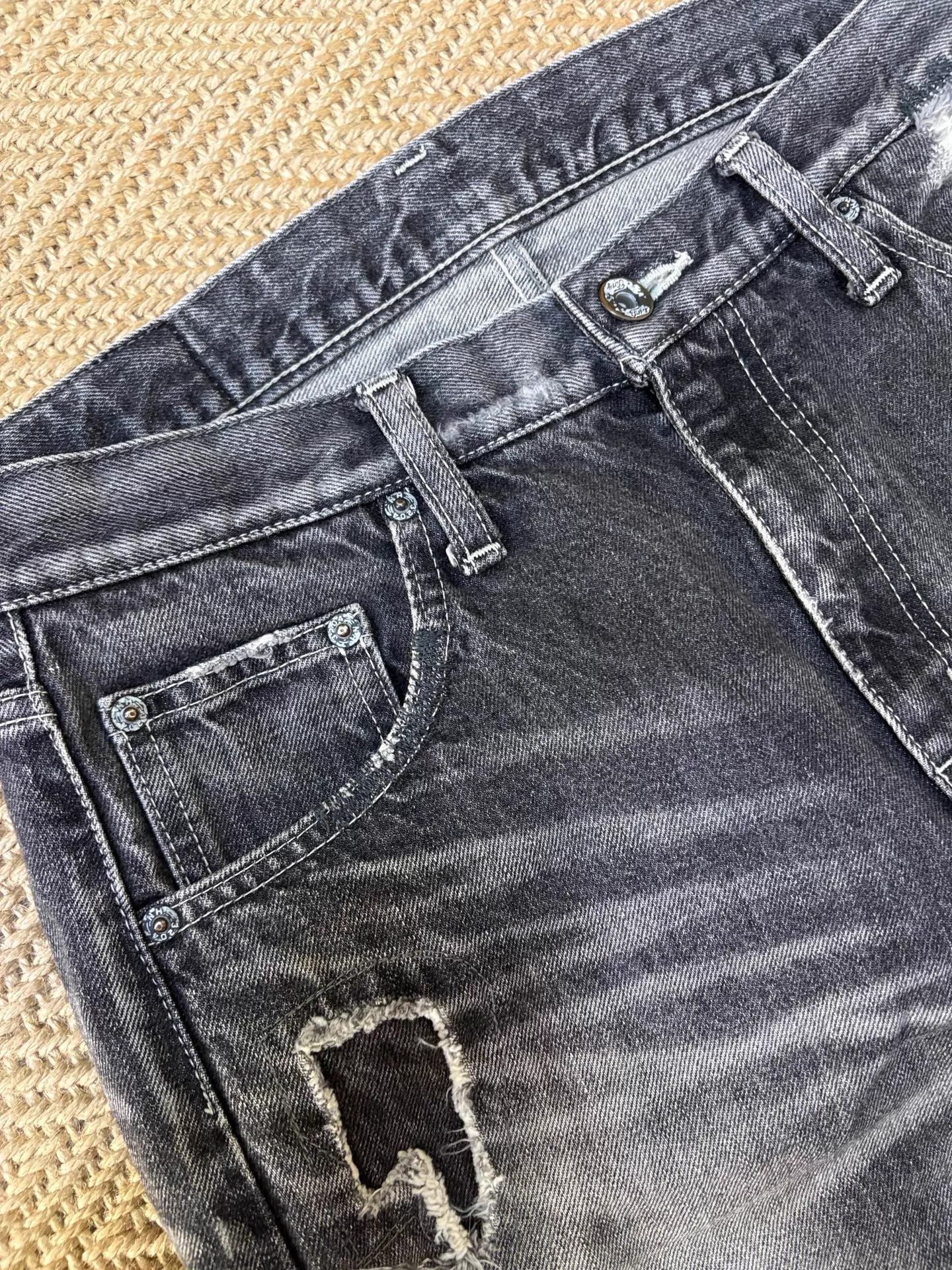 Neighborhood NBHD 06EX KNEEL Slashed Patched Oil-Washed Jeans S Size US 29 - 7 Thumbnail