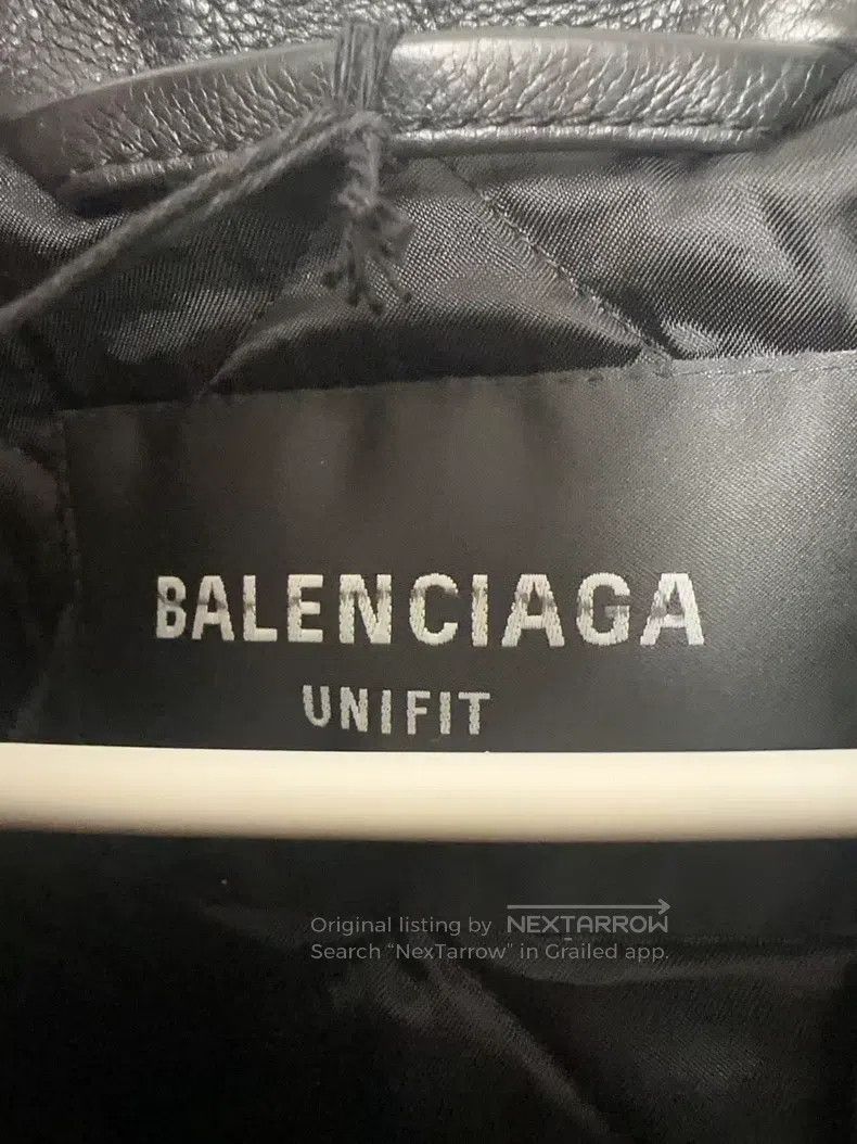 Balenciaga Balenciaga Solid Color Collar Pocket Single Button Long Sl Size US S / EU 44-46 / 1 - 3 Thumbnail
