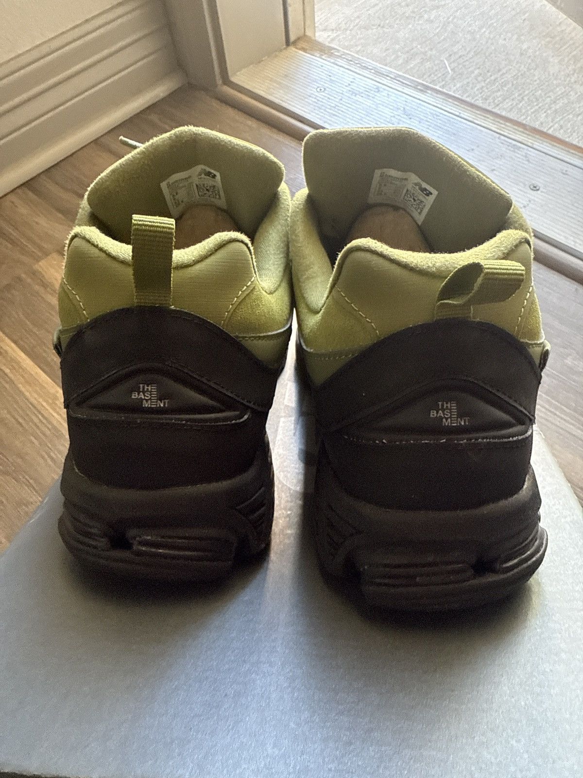 New Balance × The Basement The Basement x New Balance 2002r “Moss Green” Size US 8.5 / EU 41-42 - 6 Thumbnail