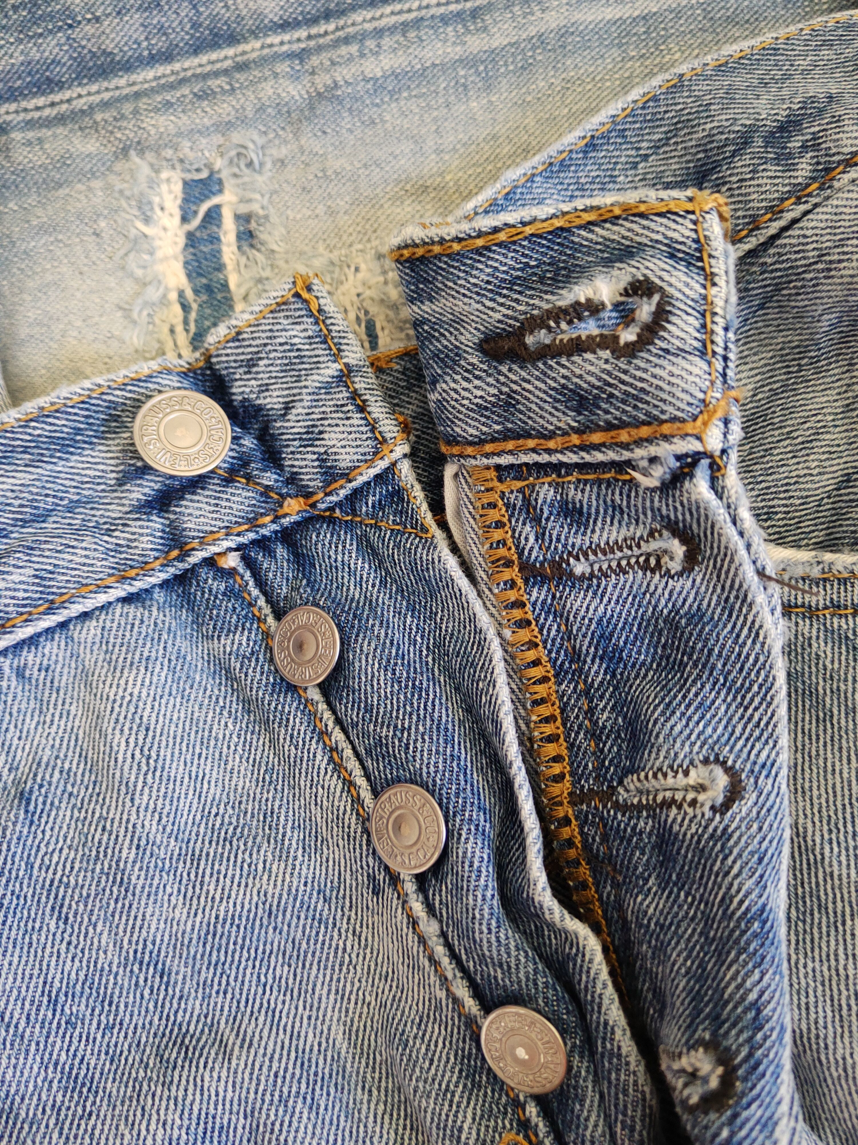 Levi's Levi's Blue Faded Distressed Ripped Jeans #S1813 Size US 31 - 15 Thumbnail