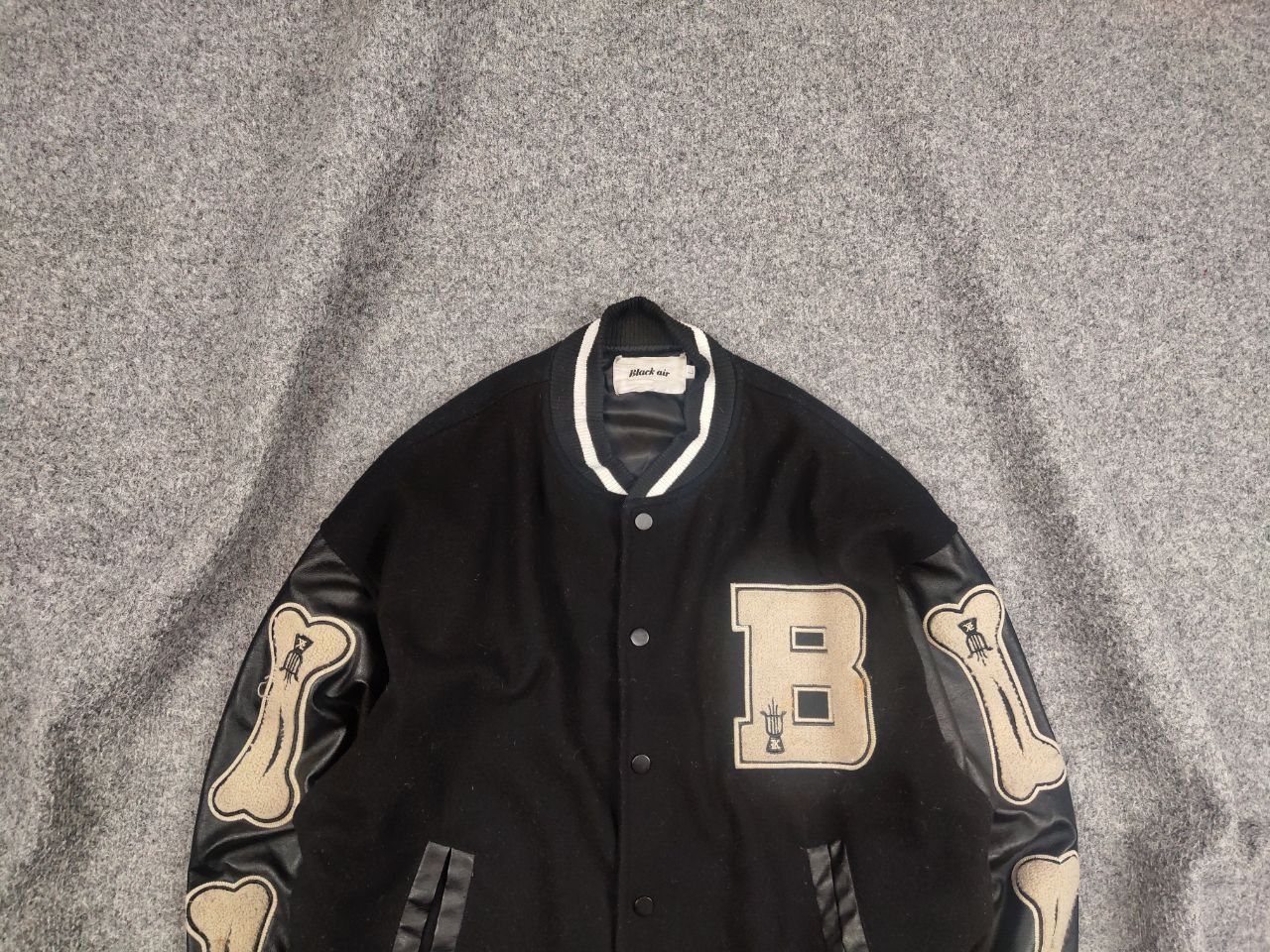 Vintage Vintage Bones Japan Skeleton Letterman Varsity Bomber Jacket Size US M / EU 48-50 / 2 - 2 Thumbnail