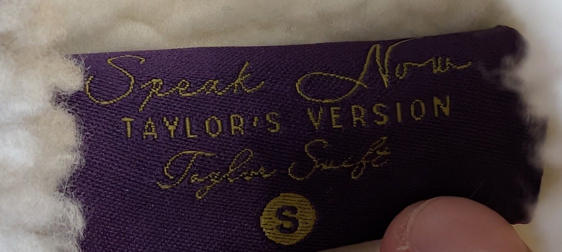 Other Taylor Swift Speak Now Taylor's Version Koi Sherpa Sweater Size S / US 4 / IT 40 - 3 Thumbnail