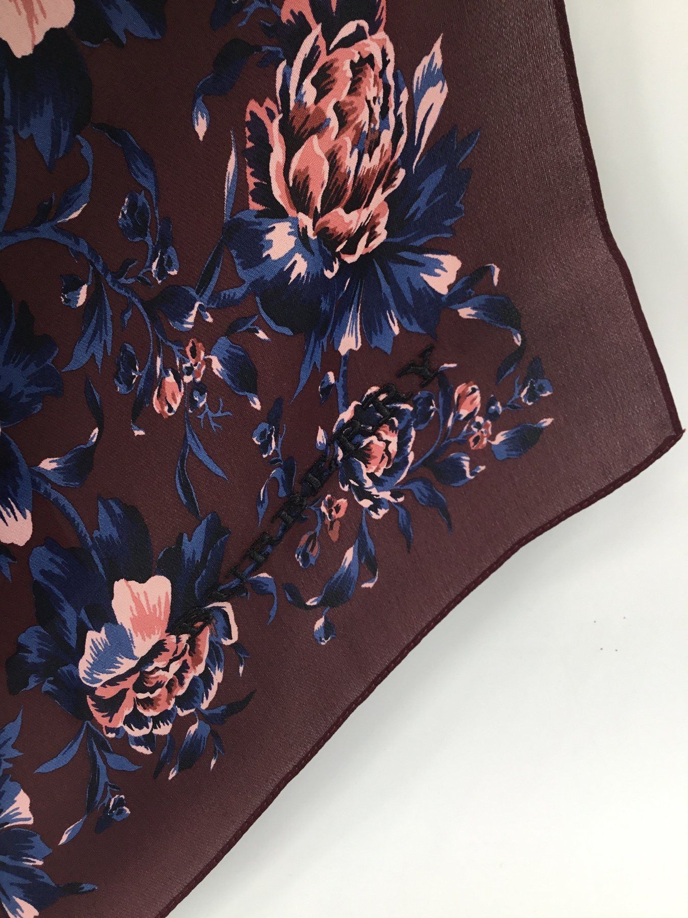 Burberry Silk stole Burberry Size ONE SIZE - 15 Thumbnail
